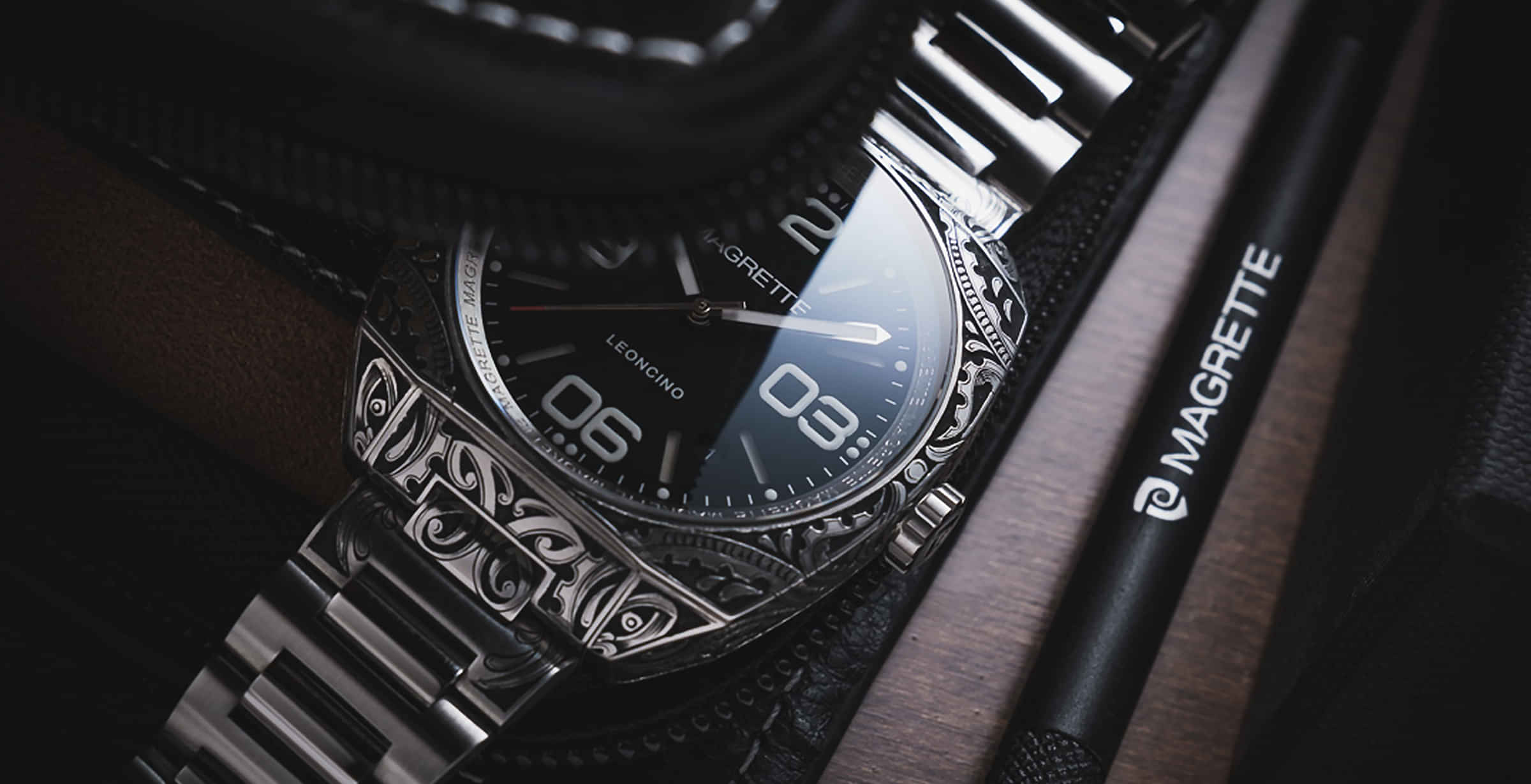 Magrette Leoncino Wheke Hand-Engraved Timepiece