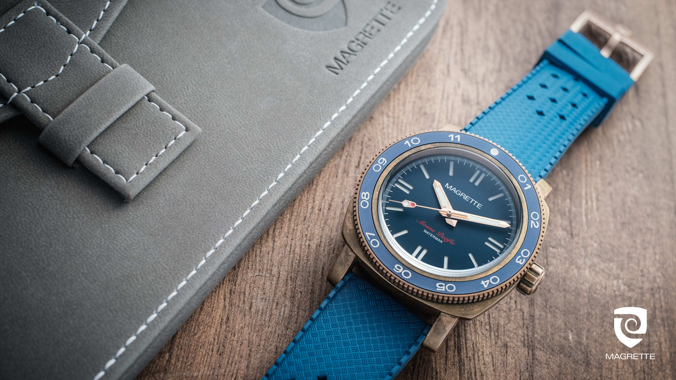 Magrette Timepeices -  waterman bronze desktop